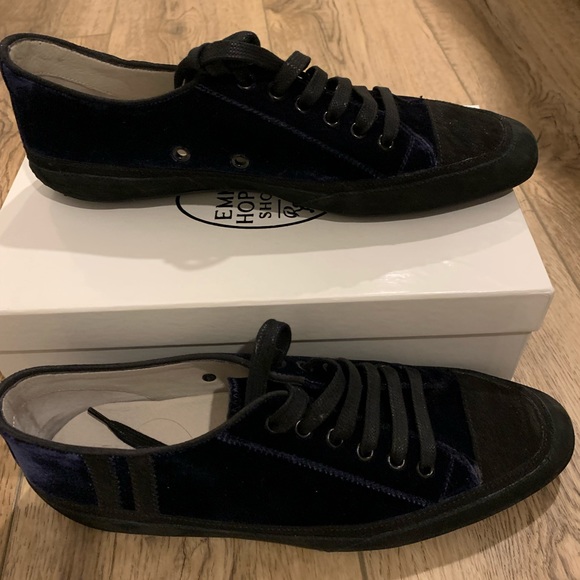 Emma Hope dark blue/purple-ish velvet lace shoes. Brand new, never been worn. - Picture 2 of 6